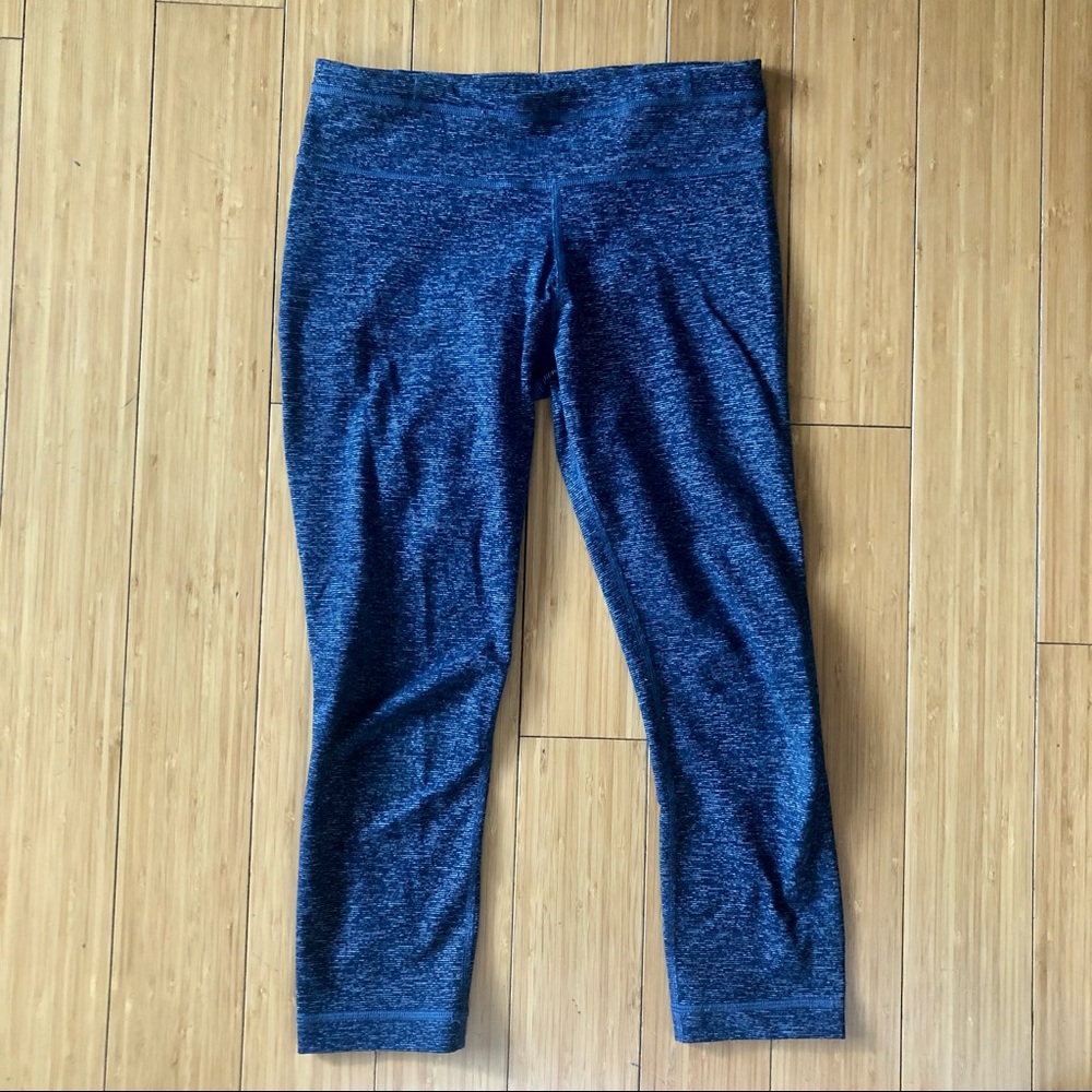 Under Armour Cropped Leggings